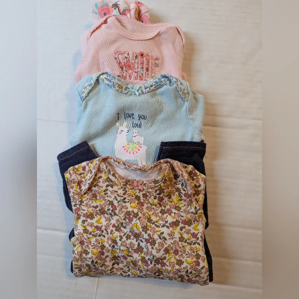 Infant Girls NewBorn Onesies Sets With Pants Set Of 3 New And Like New